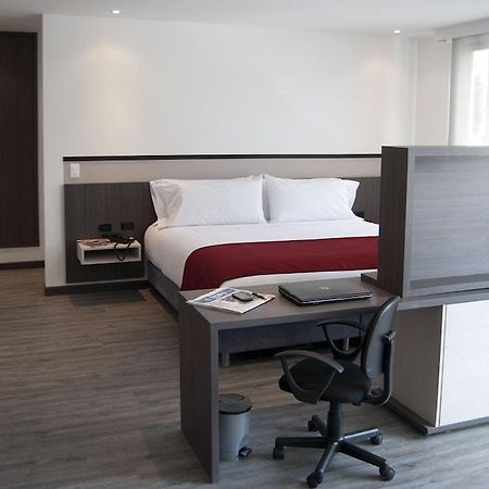 Best Western Calleja Suites Bogotá Exteriör bild